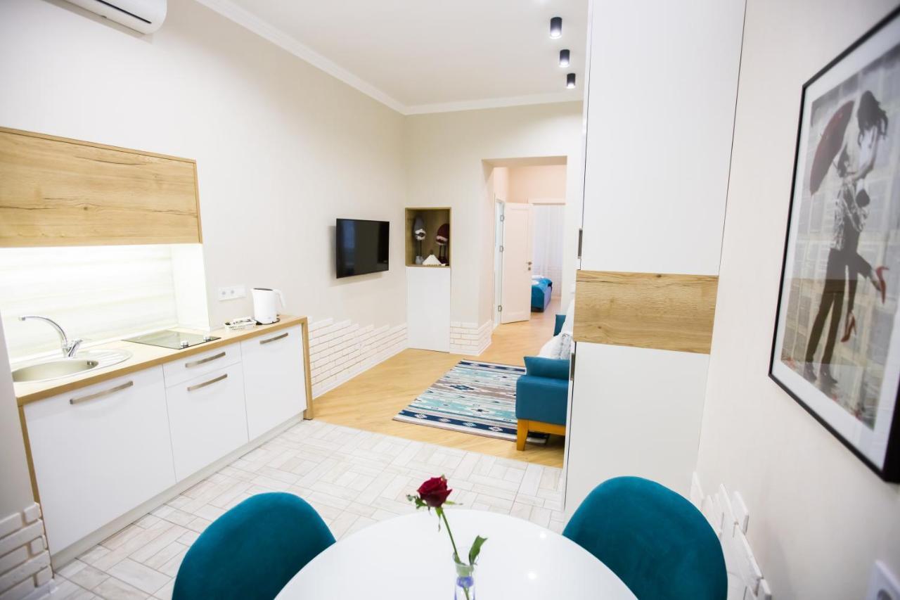 Apartment On Mosyazhna Street 4 Lviv Exterior photo